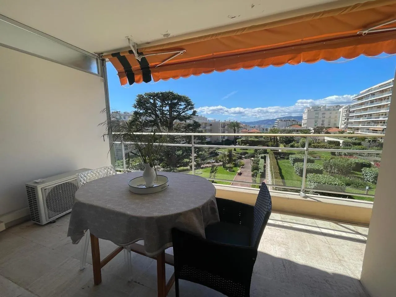 Croisette And Beaches. View On Gardens And Sea. Cannes